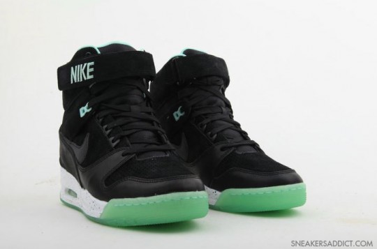 Nike Air Revolution His Hers Pack 7