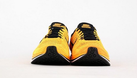 Nike Flyknit Racer Yellow 3