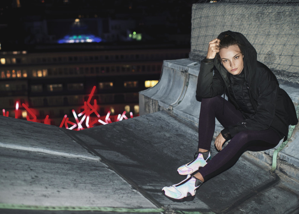 Nike-Women-Air-Huarache-Run-Mid-Iridescent-1