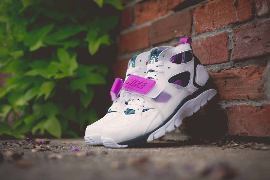 Nike Air Trainer Huarache Premium OG WAVE