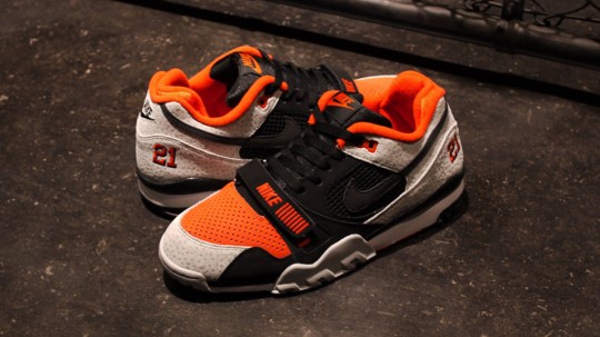 nike_airtrainer_2_140510-r1