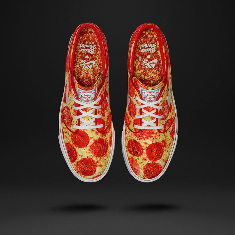 Skate Mental x Nike SB Zoom Janoski Pepperoni Pizza