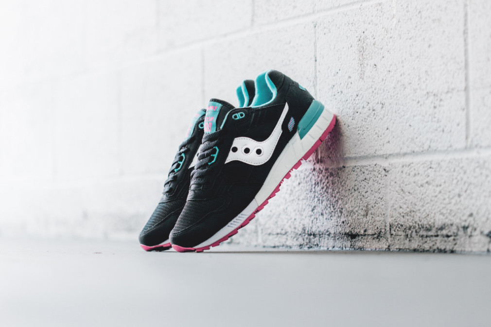 saucony-shadow-5000-in-black-available-now-3