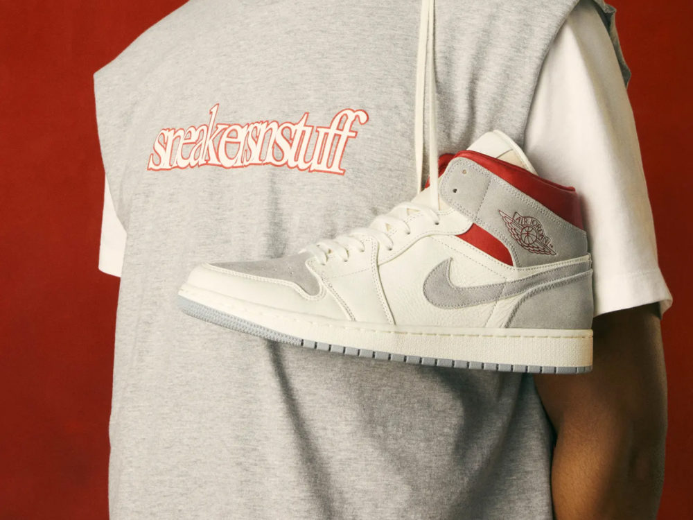 sneakersnstuff aj1