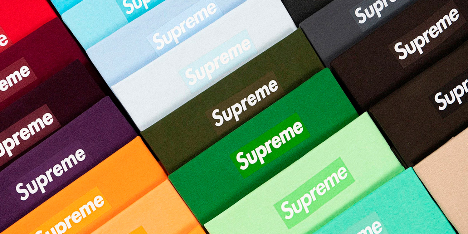 Une vente exceptionnelle rassemble les 253 Box Logo Supreme WAVE®