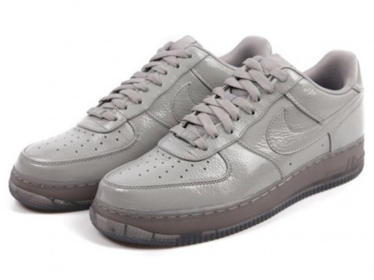 Nike Air Force 1 Low Grey Crinkled Patent
