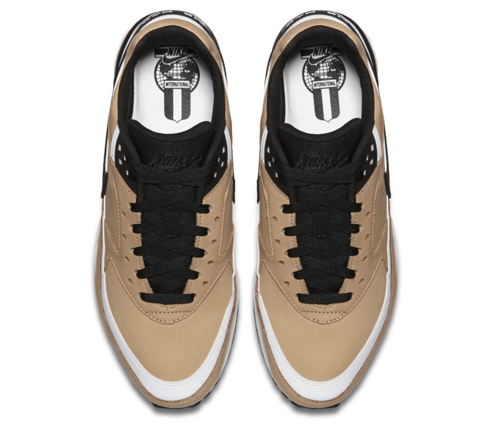 tan air maxes
