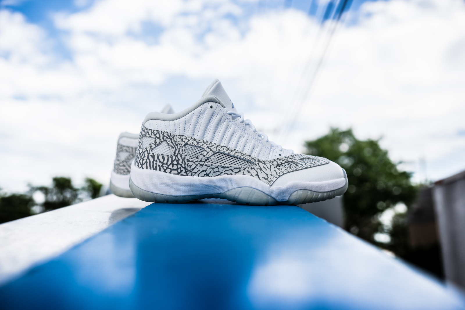jordan 11 ie white