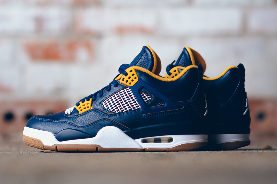 air jordan 4 retro dunk from above