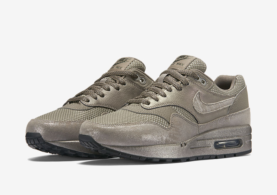 air max plus pewter