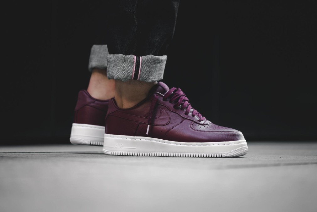 maroon air force 1