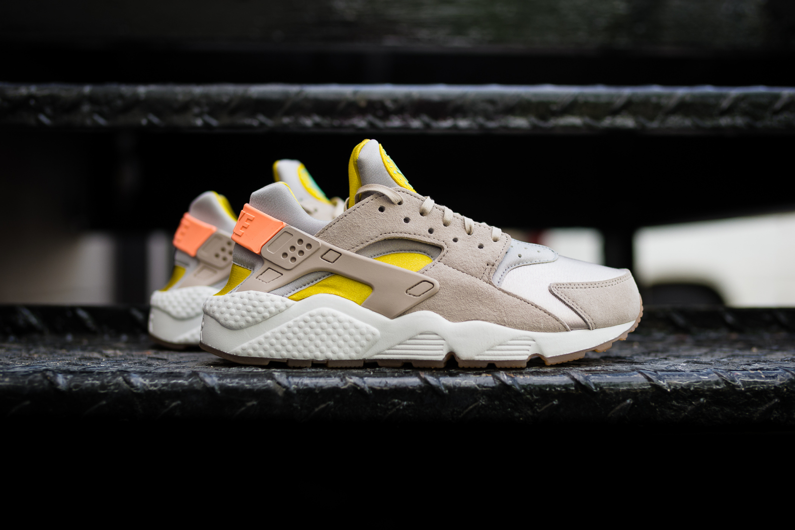 running in huaraches nike