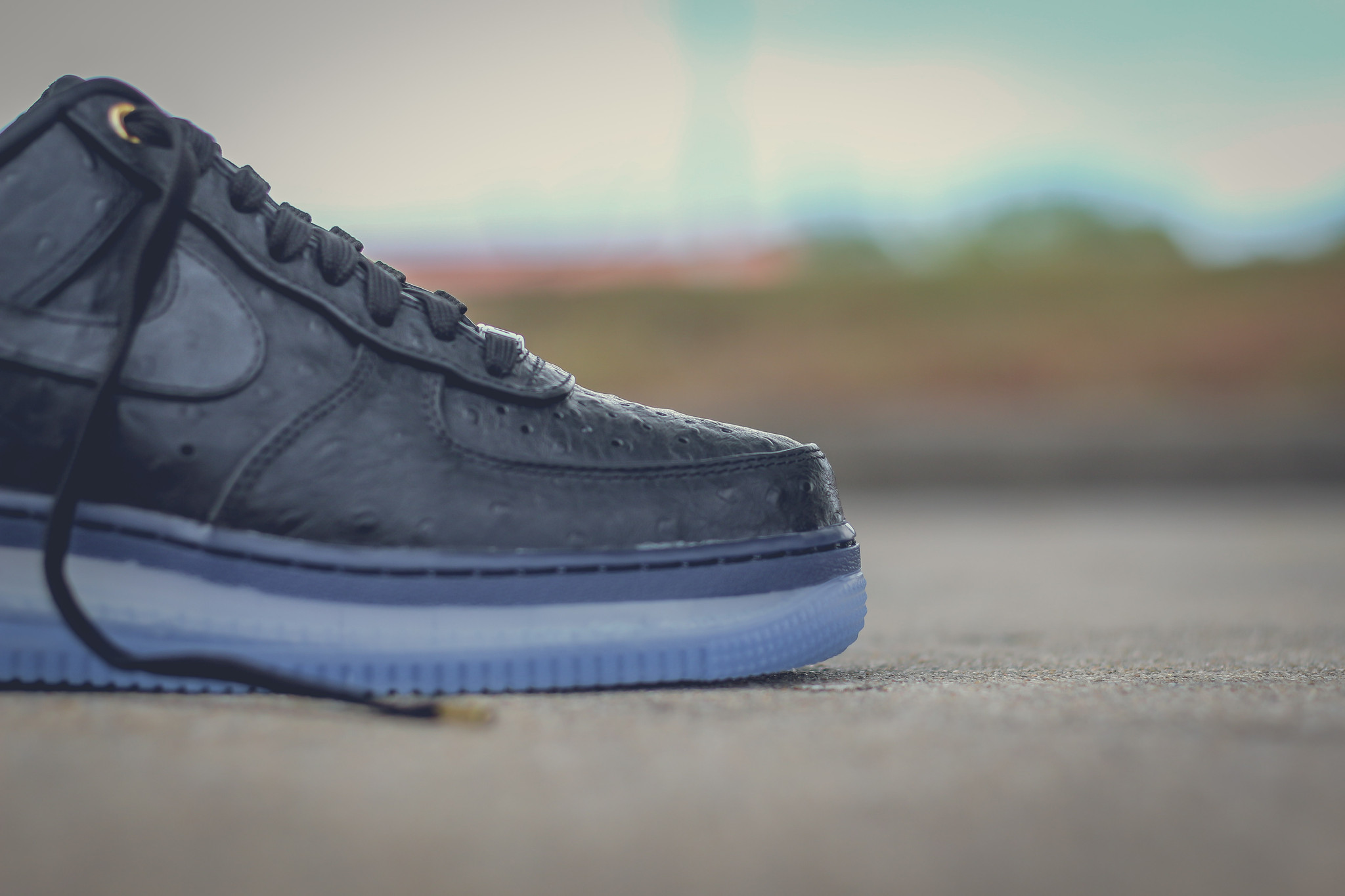 air force 1 black ostrich
