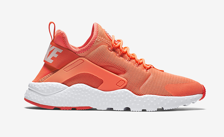 nike air huarache og bright mango