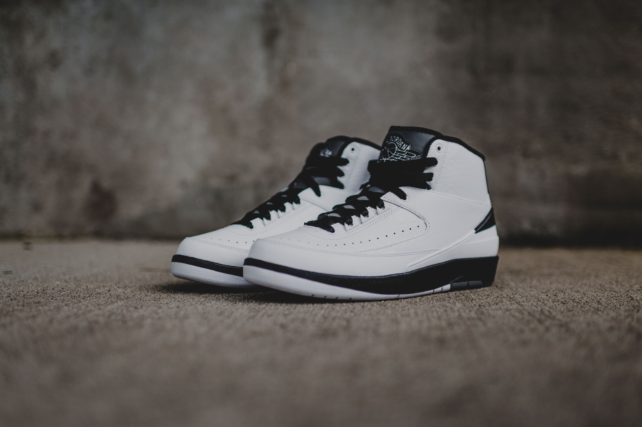 Air Jordan 2 Retro 