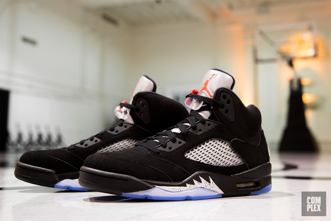 Air Jordan 5 Black Metallic Silver Retro 2016