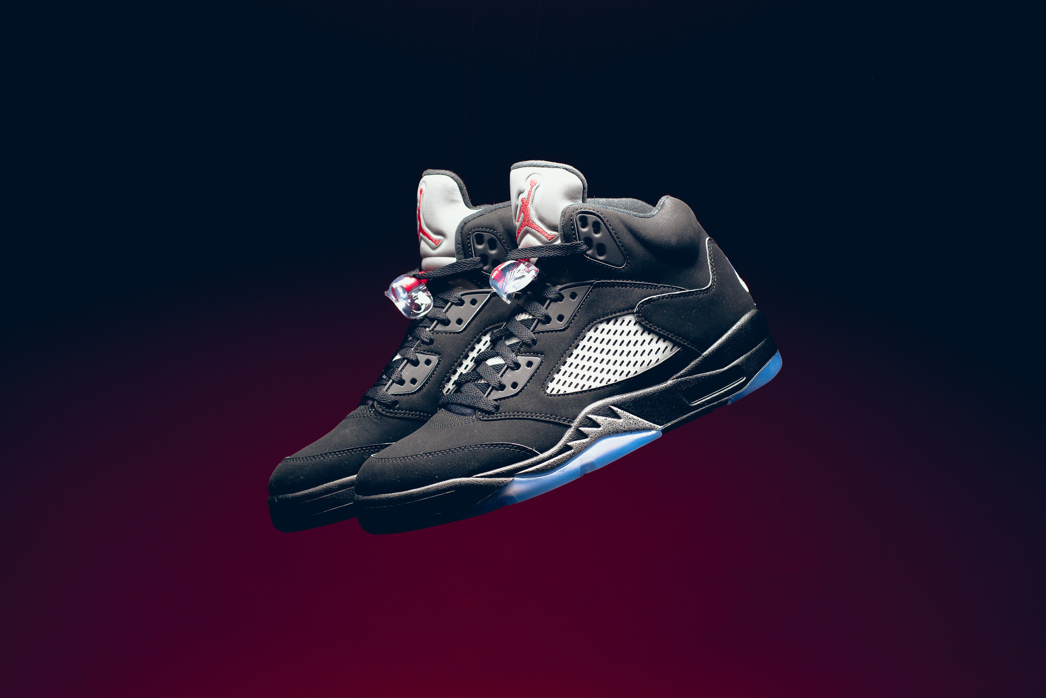 retro 5 black metallic