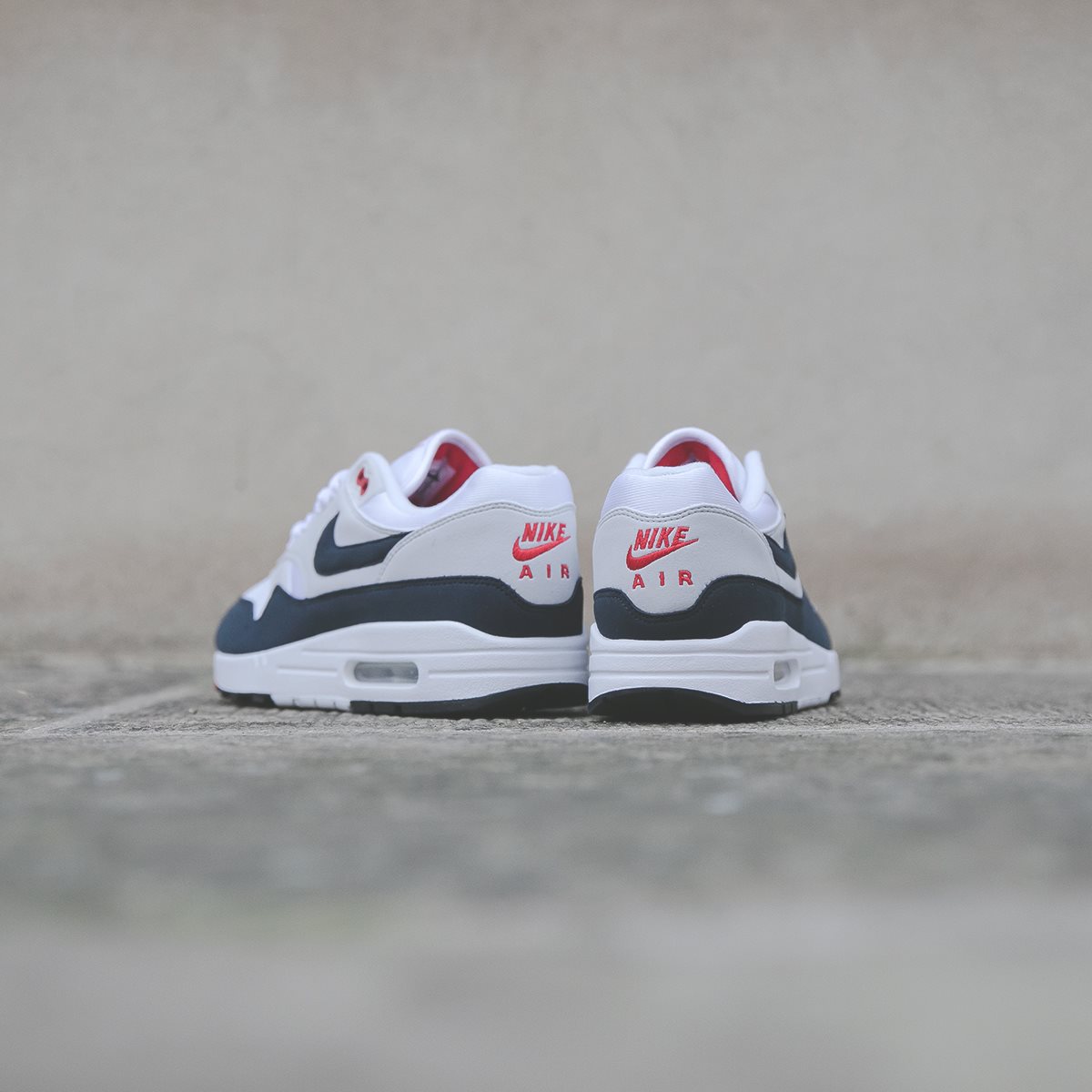 nike air max 1 obsidian