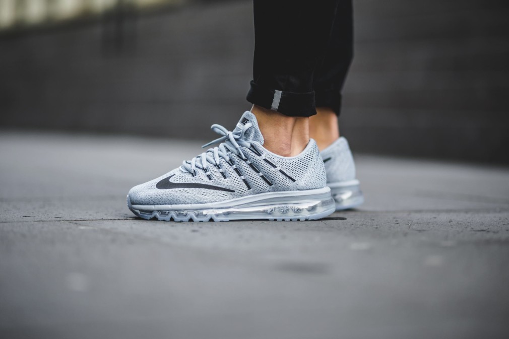 nike air max blue and gray