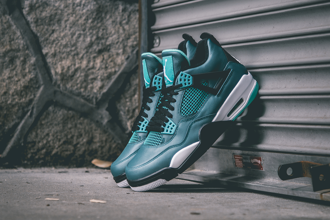 Air Jordan 4 Retro Teal - Release Reminder | WAVE®