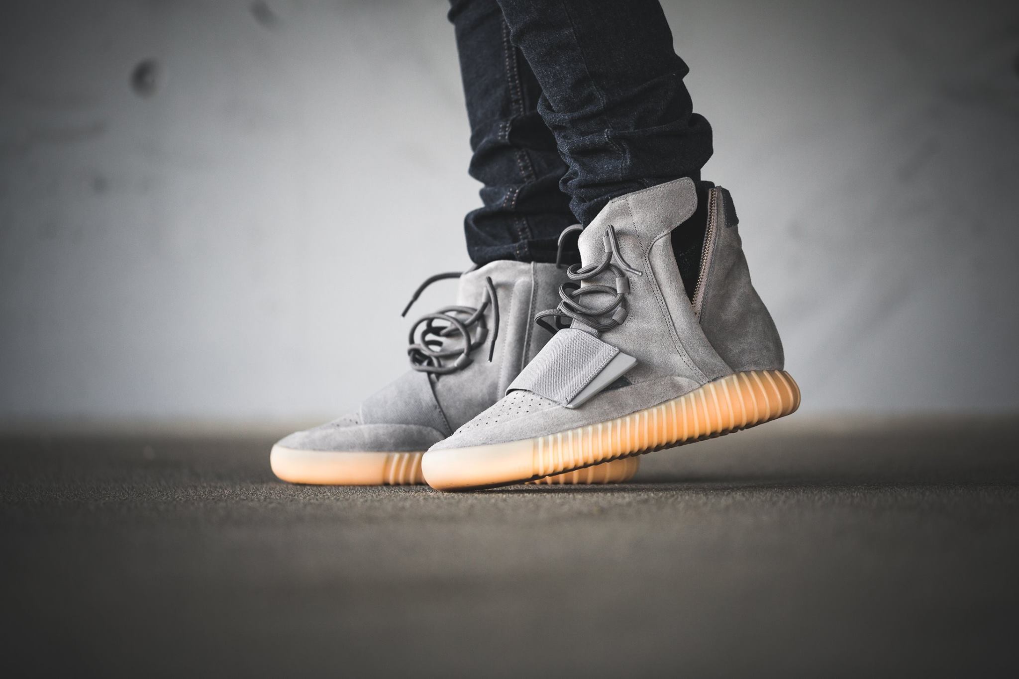 yeezy 750 2020