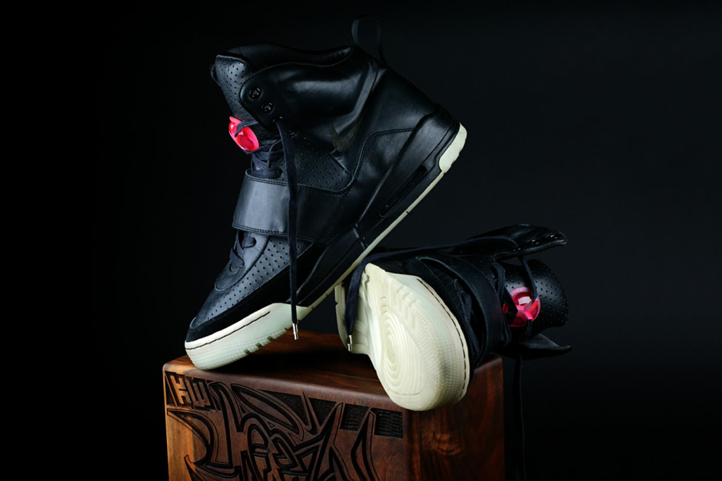 kanye grammy yeezy
