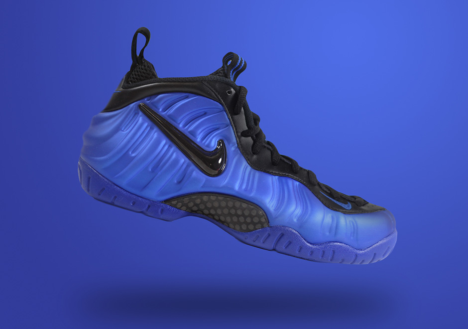 nike foamposite hyper cobalt