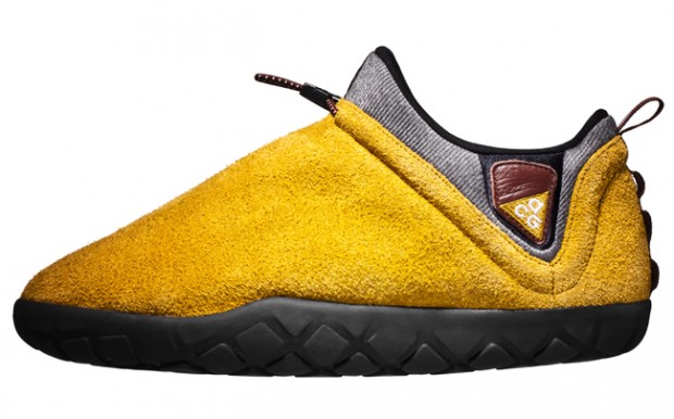 Nike acg moc. Nike ACG Air moc. Nike ACG тапочки. Air moc 1. Ботинки Nike moc.