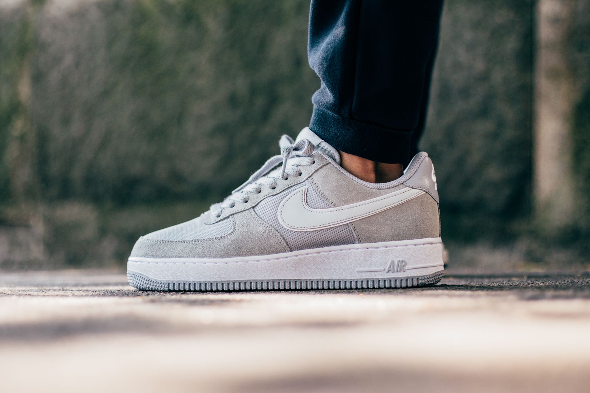 Nike Air Force 1 Wolf Grey Pure Platinum Disponible WAVE Nike Air Force 1 Wolf Grey Pure Platinum Disponible WAVE
