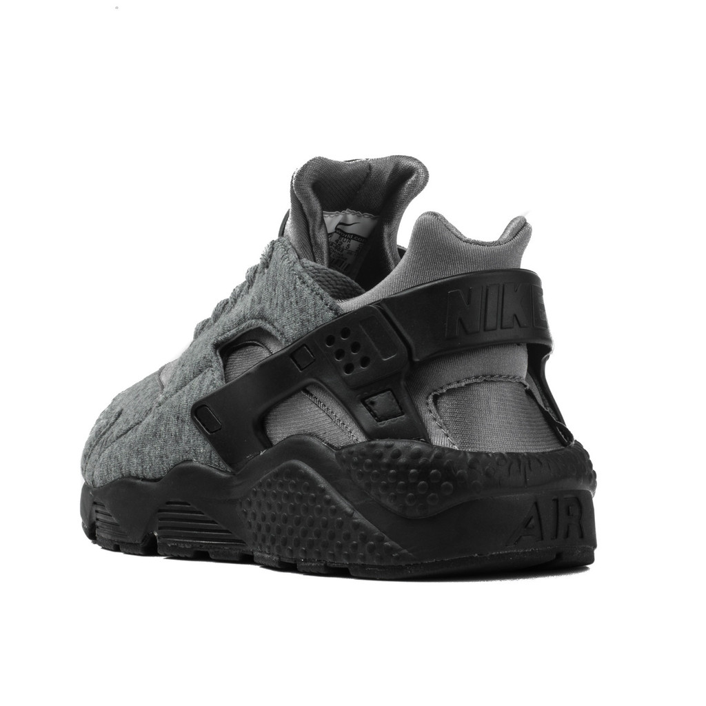 huarache tech fleece