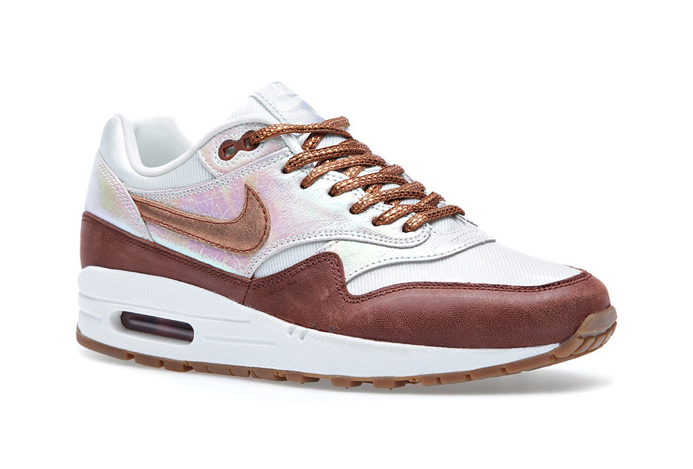 nike orange air max 1