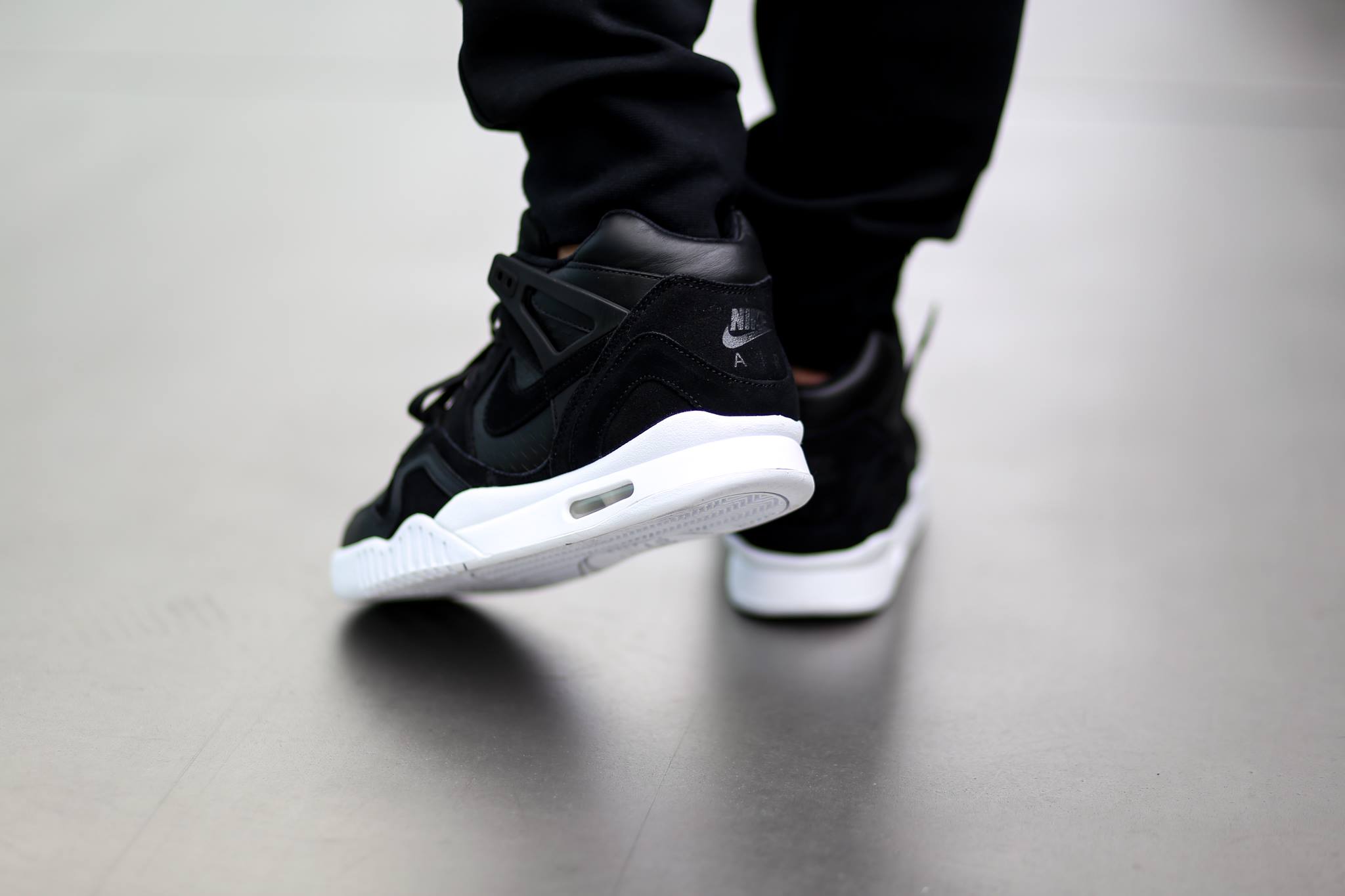 nike air tech challenge 5
