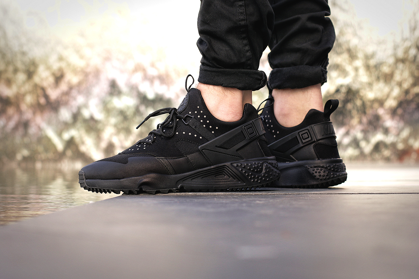 nike huarache utility black