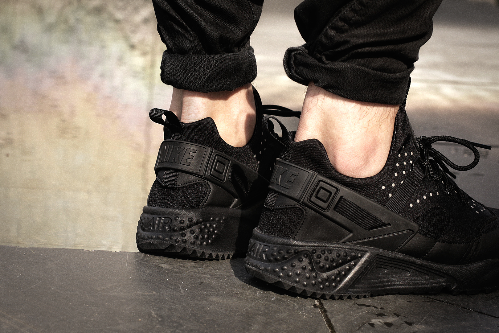 nike huarache utility black