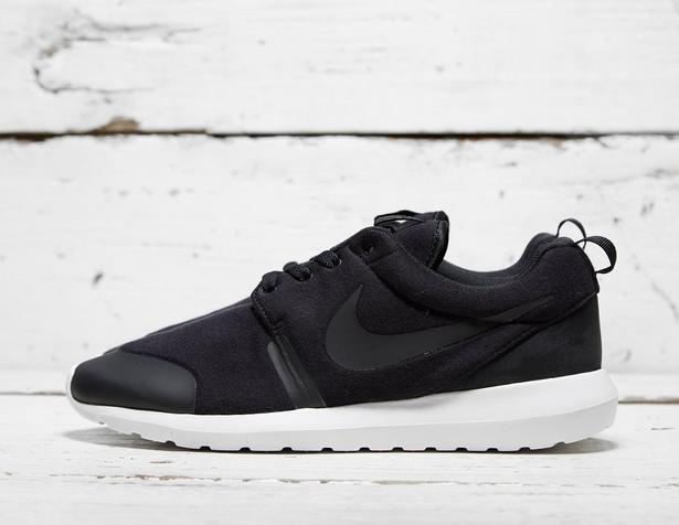 nike roshe run nm noir