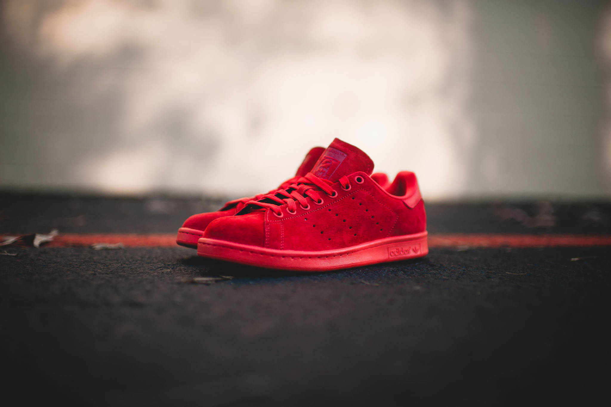 stan smith solar red