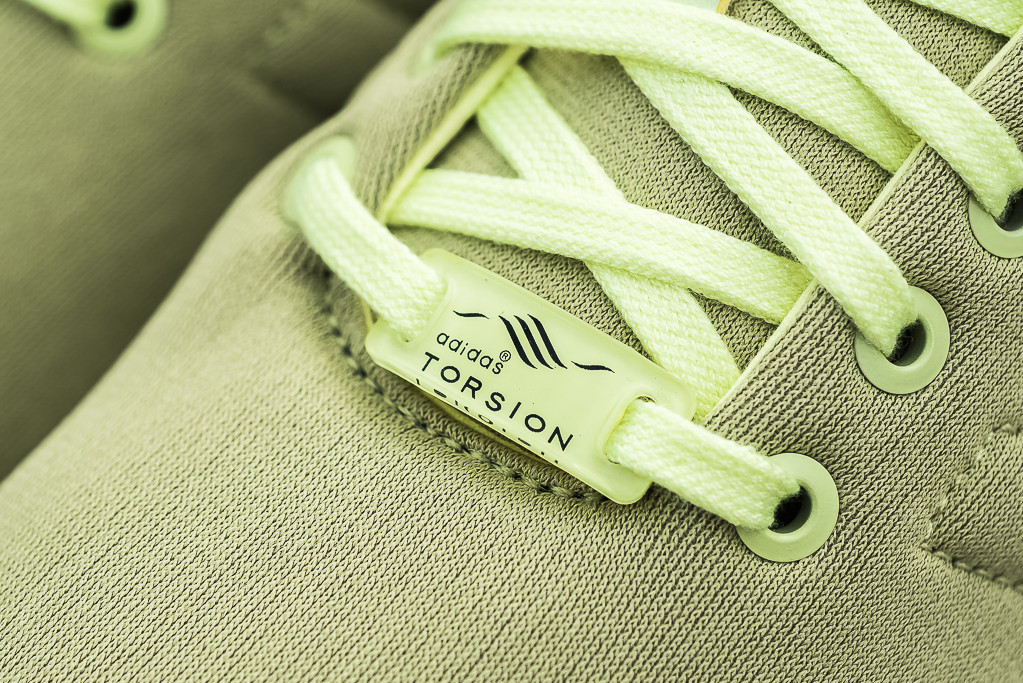 adidas originals zx flux prism sole