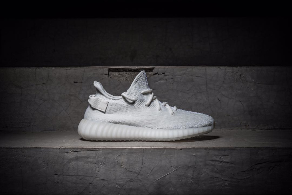 white yeezy boost 350 price