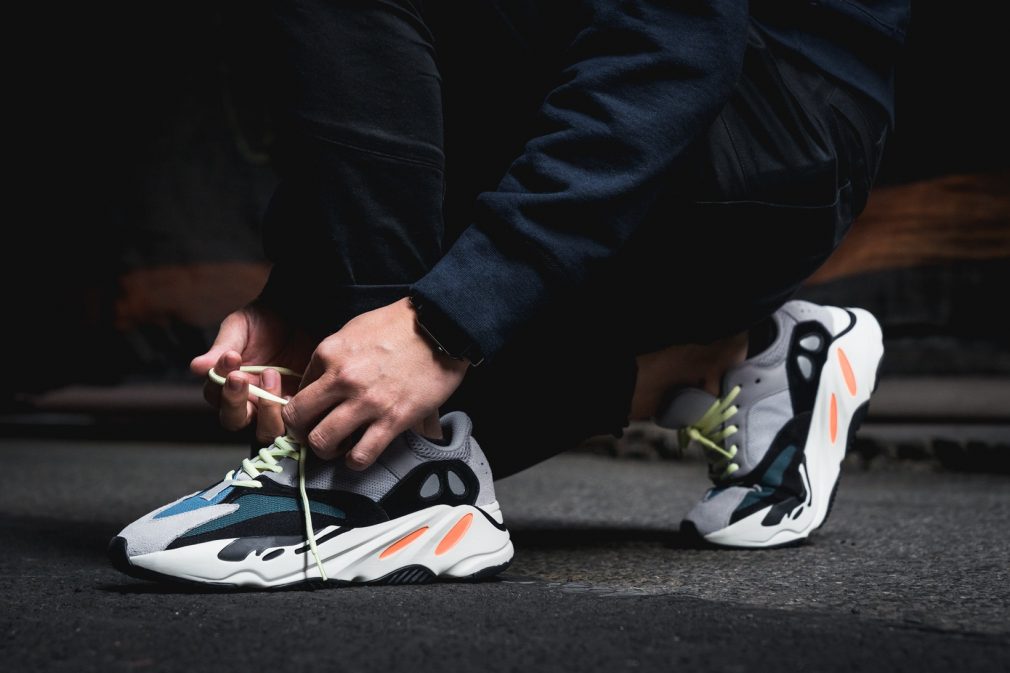 wave runner on foot