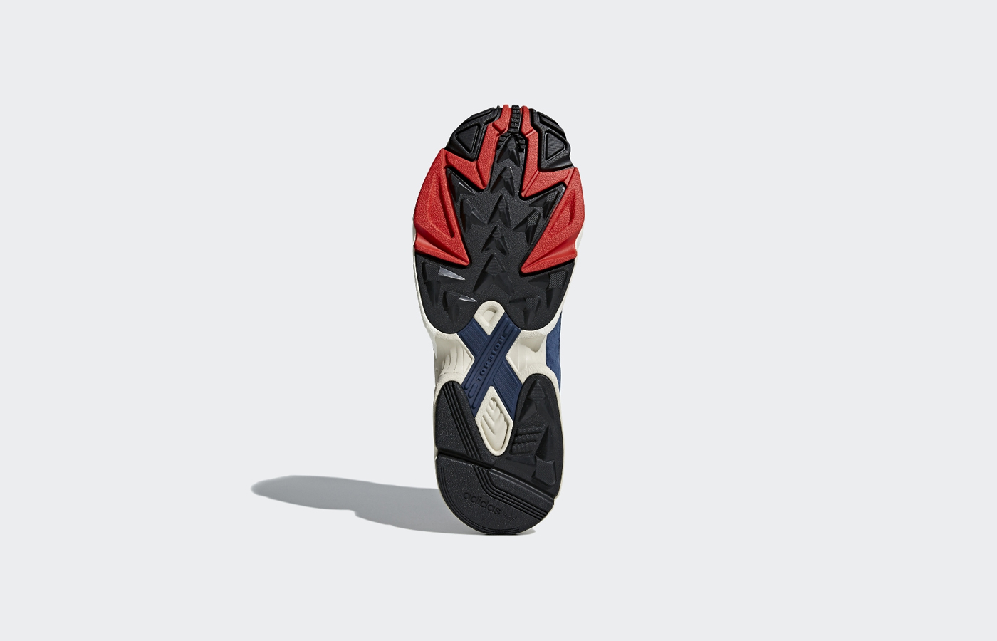 adidas yung 1 rouge et bleu