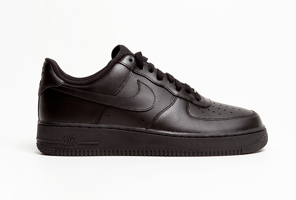 nike air force 1 black on black