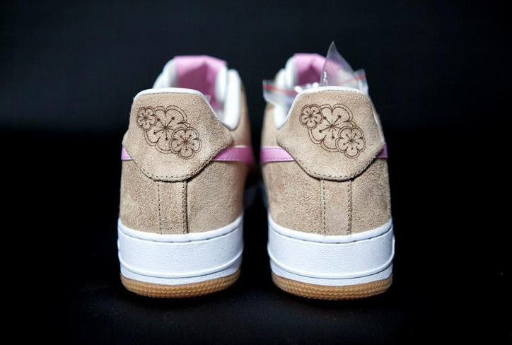nike af1 sakura swooshless