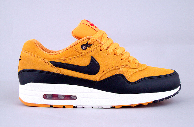 nike air max 1 olympic gold