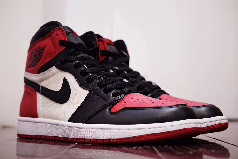 aj1 bred toe legit check