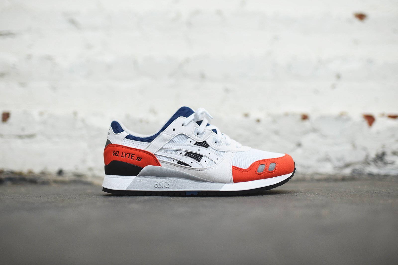 La Asics Gel Lyte III White Orange est maintenant ...