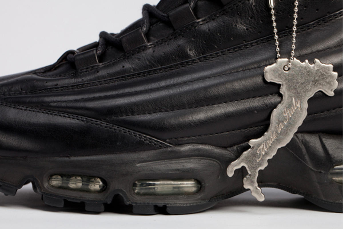 drake nike supreme