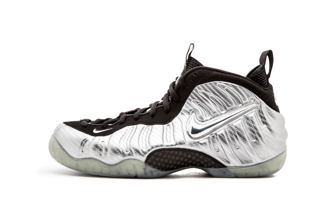 nike air foamposite silver