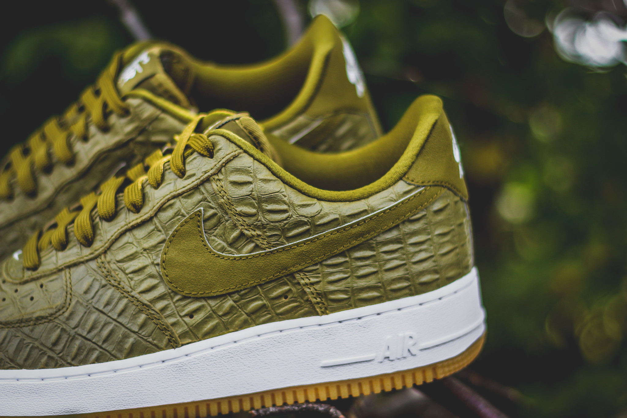 nike air force 1 07 lv8 green