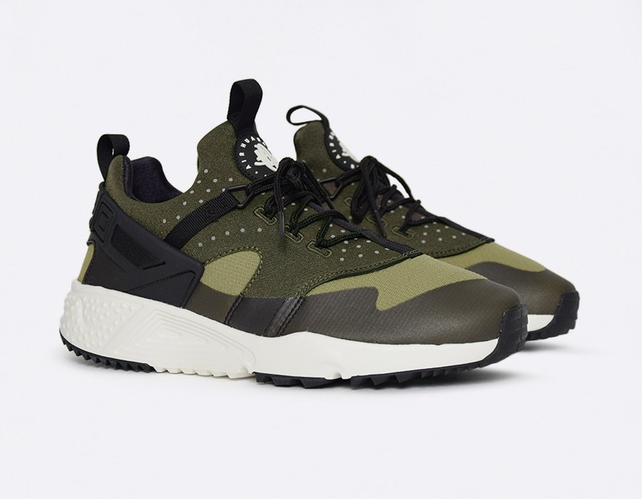 khaki nike huarache mens