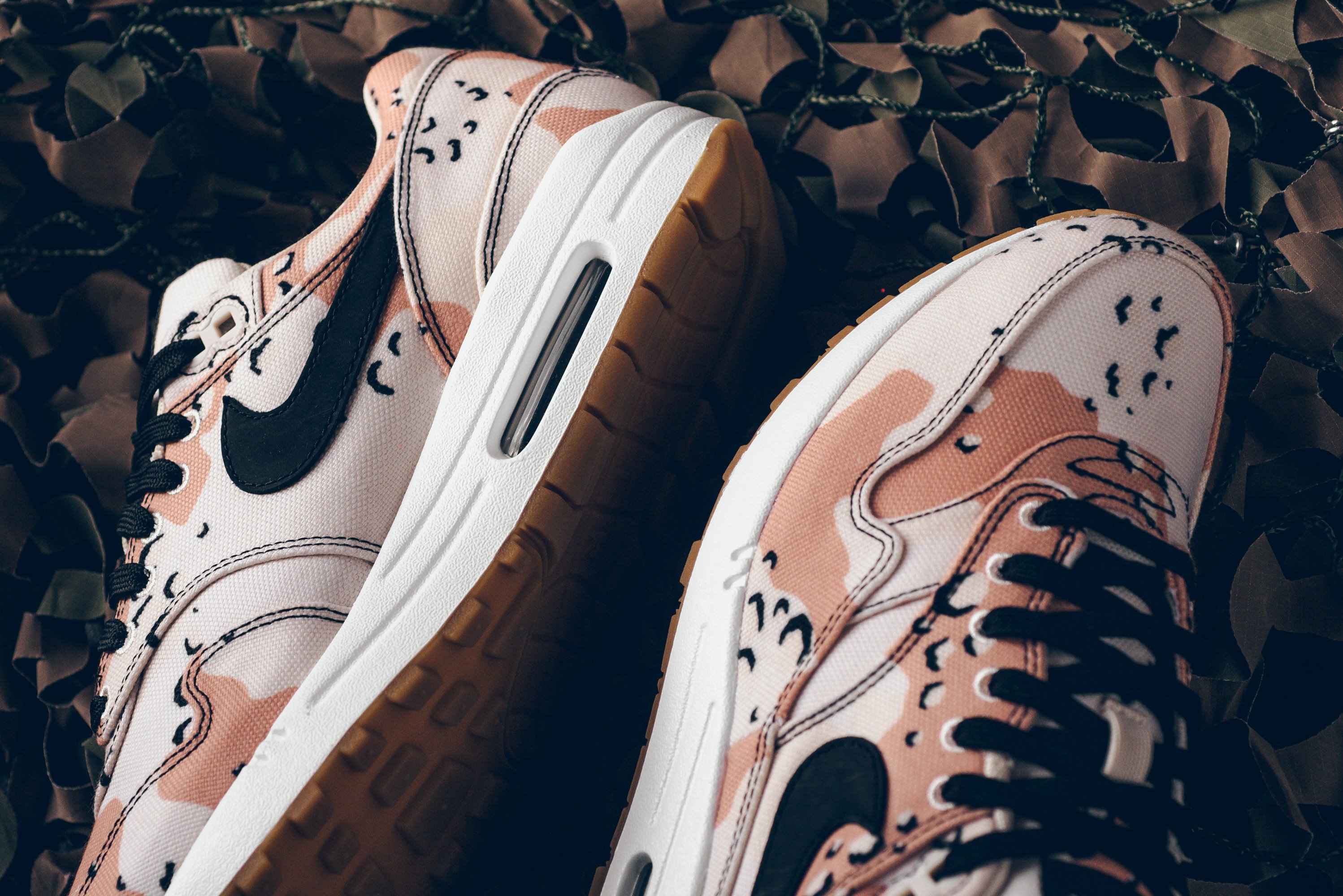 nike air max 1 desert camo